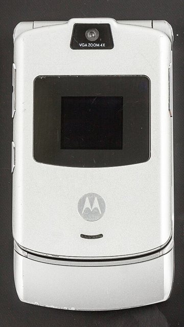 Motorola RAZR V3 (2004)